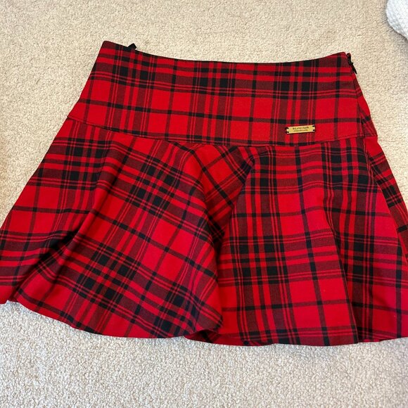 Red Skirt - Picture 1 of 2